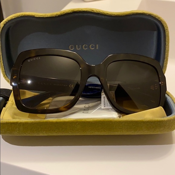 Gucci 55mm Oversized Square Sunglasses - Picture 1 of 6